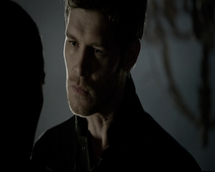 VampireDiariesWorld_dot_nl-TheOriginals_2x15TheyAllAskedForYou1954.jpg