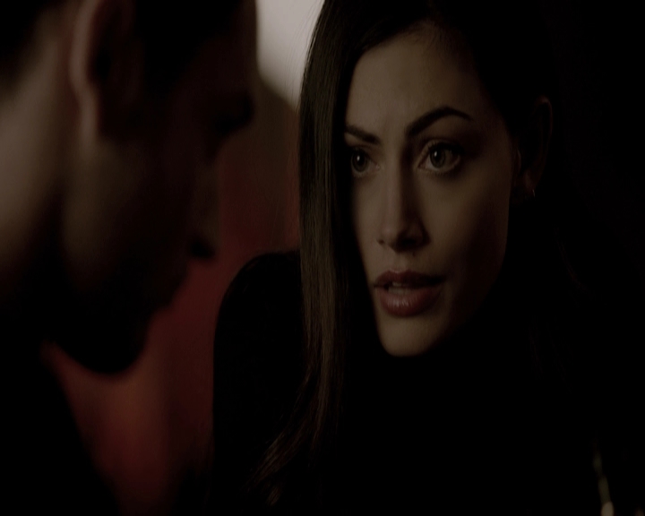 VampireDiariesWorld-dot-nl_TheOriginals-2x16SaveMySoul-DeletedScenes0120.jpg