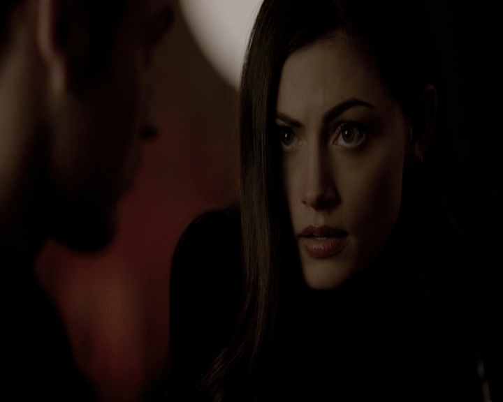 VampireDiariesWorld-dot-nl_TheOriginals-2x16SaveMySoul-DeletedScenes0122.jpg