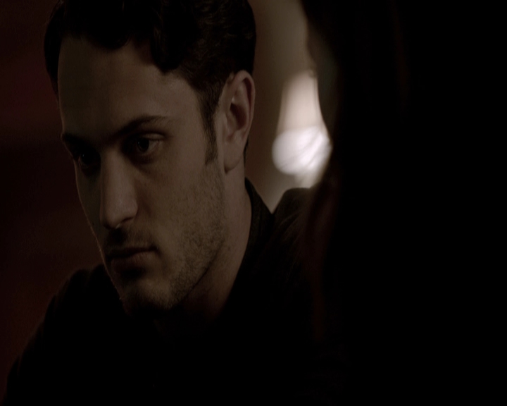 VampireDiariesWorld-dot-nl_TheOriginals-2x16SaveMySoul-DeletedScenes0123.jpg