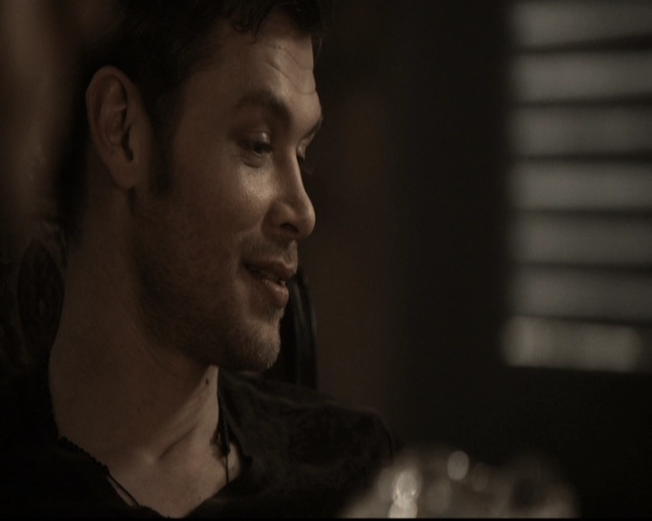 VampireDiariesWorld_dot_nl-TheOriginals_2x16SaveMySoul0714.jpg VampireDiariesWorld_dot_nl-TheOriginals_2x16SaveMySoul0714.jpg