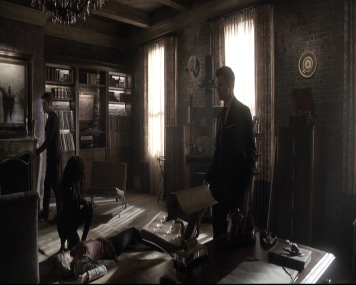 VampireDiariesWorld_dot_nl-TheOriginals_2x16SaveMySoul1397.jpg
