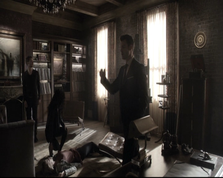 VampireDiariesWorld_dot_nl-TheOriginals_2x16SaveMySoul1398.jpg