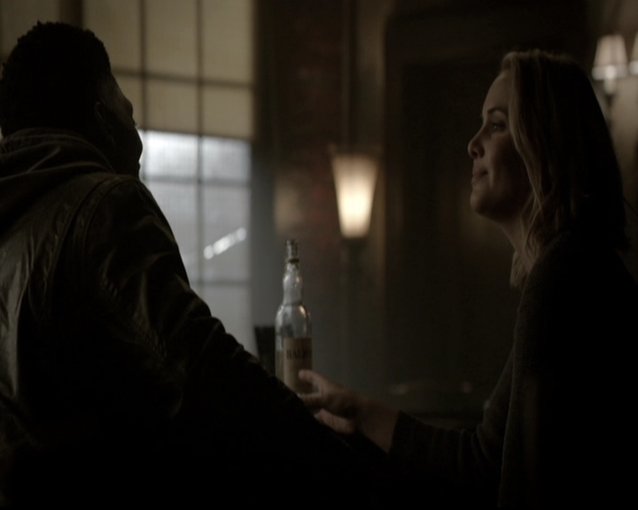 VampireDiariesWorld_dot_nl-TheOriginals_2x16SaveMySoul2013.jpg