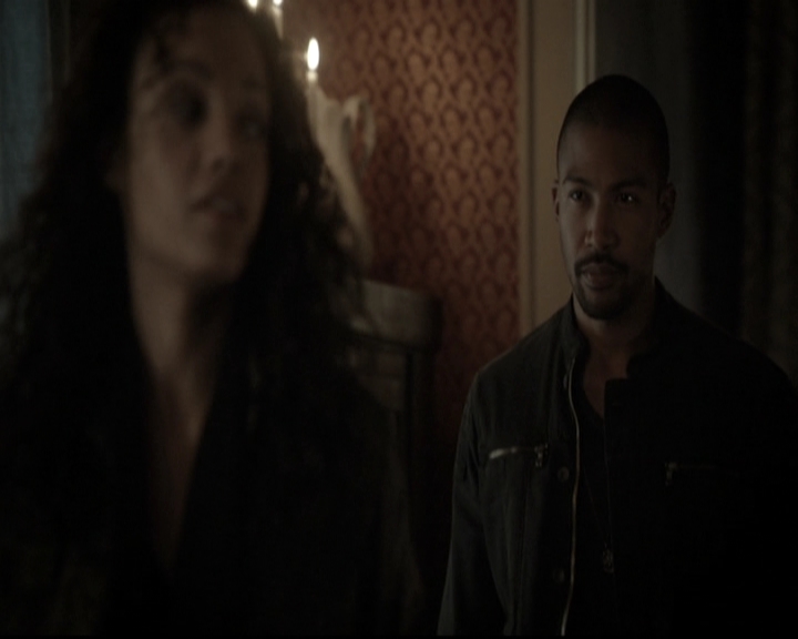 VampireDiariesWorld_dot_nl-TheOriginals_2x16SaveMySoul2022.jpg