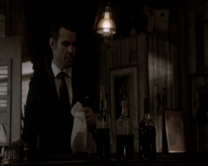 VampireDiariesWorld-dot-nl_TheOriginals-2x18NightHasAThousandEyes-DeletedScenes0033.jpg