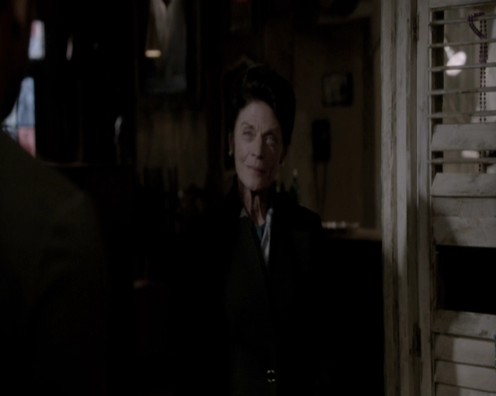 VampireDiariesWorld-dot-nl_TheOriginals-2x18NightHasAThousandEyes-DeletedScenes0059.jpg