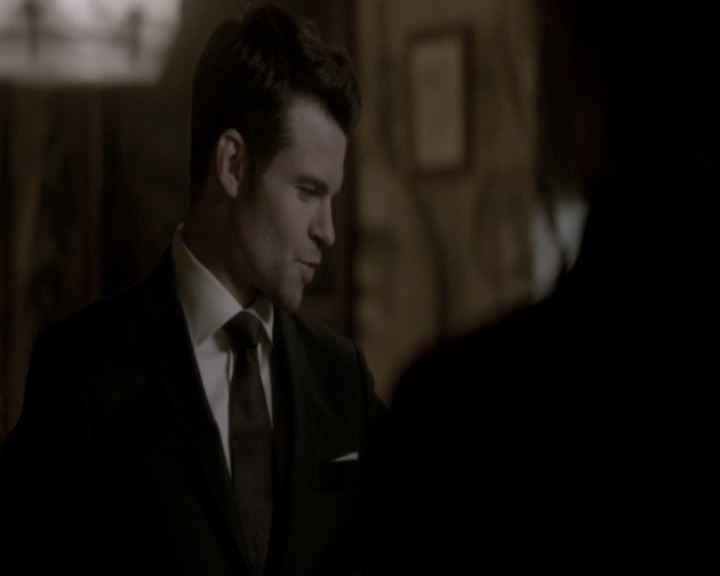 VampireDiariesWorld-dot-nl_TheOriginals-2x18NightHasAThousandEyes-DeletedScenes0061.jpg