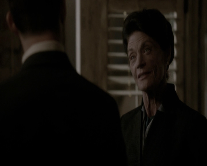 VampireDiariesWorld-dot-nl_TheOriginals-2x18NightHasAThousandEyes-DeletedScenes0065.jpg