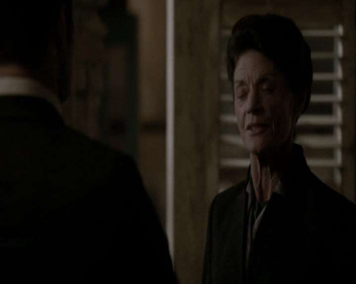 VampireDiariesWorld-dot-nl_TheOriginals-2x18NightHasAThousandEyes-DeletedScenes0070.jpg