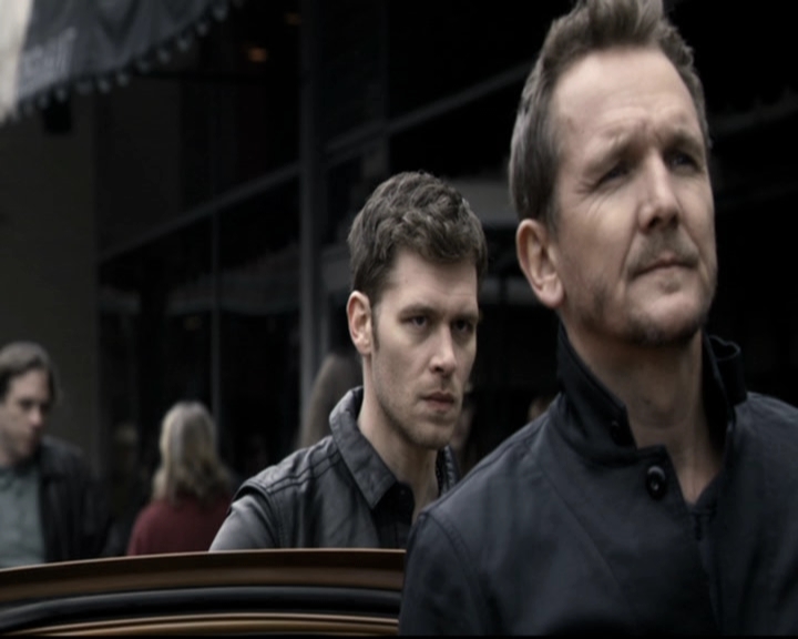 VampireDiariesWorld_dot_nl-TheOriginals_2x18NightHasAThousandEyes0504.jpg
