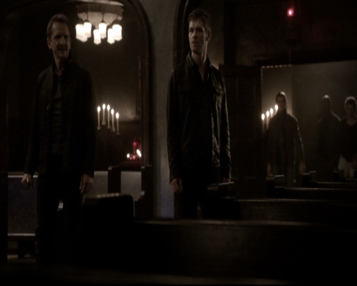 VampireDiariesWorld_dot_nl-TheOriginals_2x18NightHasAThousandEyes1305.jpg