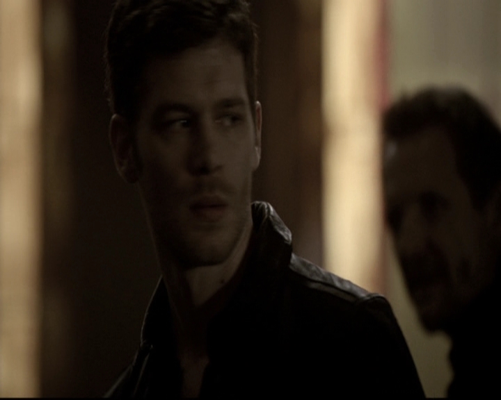 VampireDiariesWorld_dot_nl-TheOriginals_2x18NightHasAThousandEyes1311.jpg