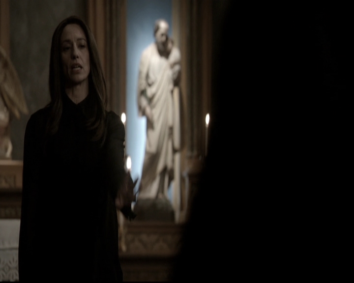 VampireDiariesWorld_dot_nl-TheOriginals_2x18NightHasAThousandEyes1625.jpg