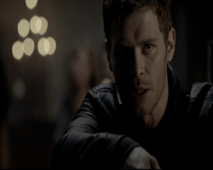 VampireDiariesWorld_dot_nl-TheOriginals_2x18NightHasAThousandEyes2031.jpg