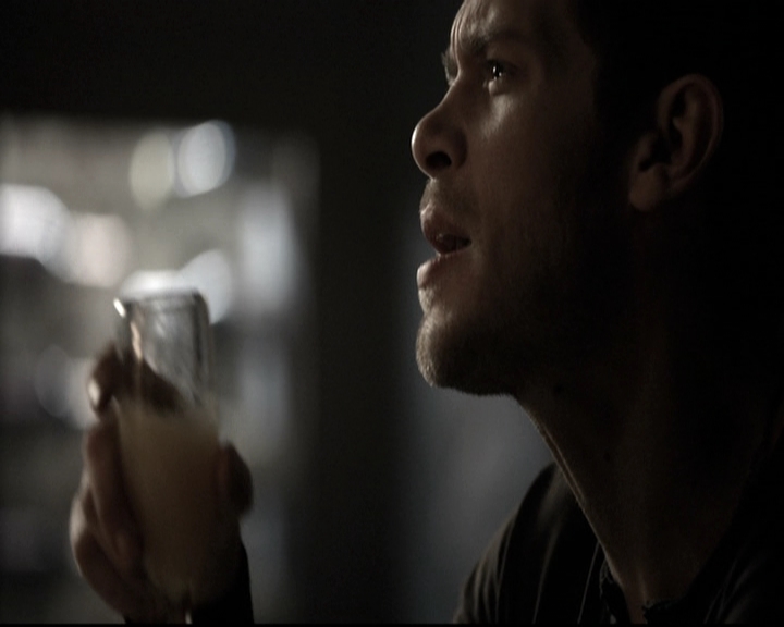 VampireDiariesWorld_dot_nl-TheOriginals_2x19WhenTheLeveeBreaks0004.jpg