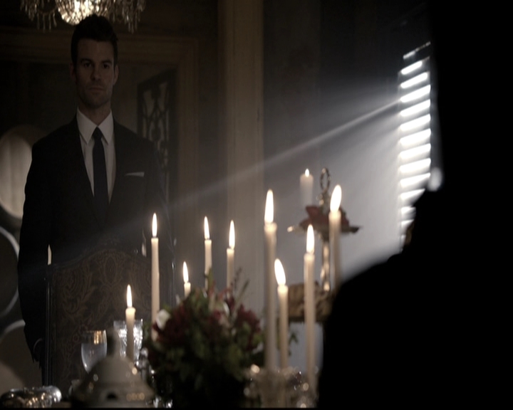 VampireDiariesWorld_dot_nl-TheOriginals_2x19WhenTheLeveeBreaks0013.jpg