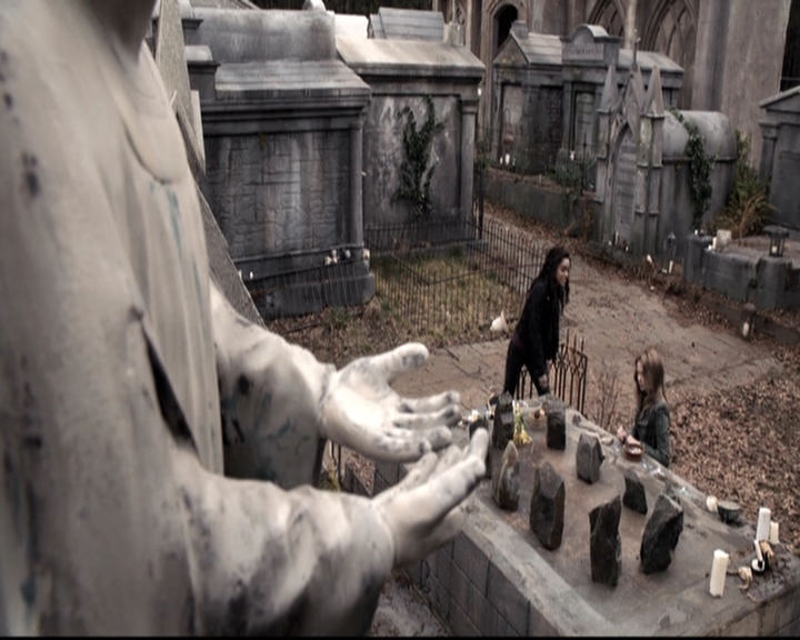 VampireDiariesWorld_dot_nl-TheOriginals_2x19WhenTheLeveeBreaks0328.jpg