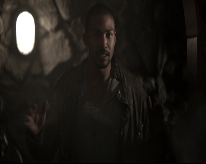 VampireDiariesWorld_dot_nl-TheOriginals_2x19WhenTheLeveeBreaks1250.jpg