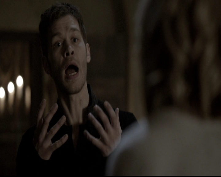 VampireDiariesWorld_dot_nl-TheOriginals_2x19WhenTheLeveeBreaks2095.jpg