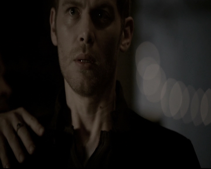 VampireDiariesWorld_dot_nl-TheOriginals_2x19WhenTheLeveeBreaks2233.jpg