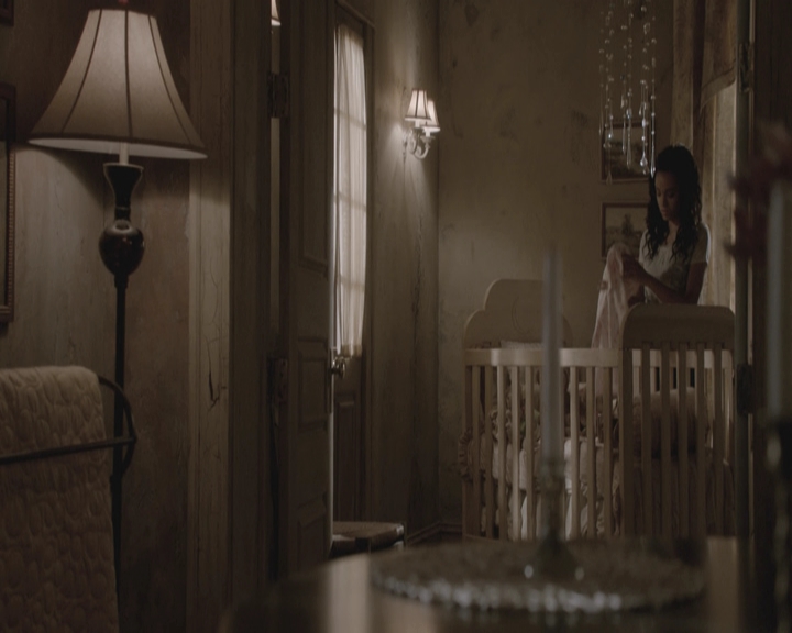 VampireDiariesWorld-dot-nl_TheOriginals-2x20CityBeneathTheSea-DeletedScenes0002.jpg