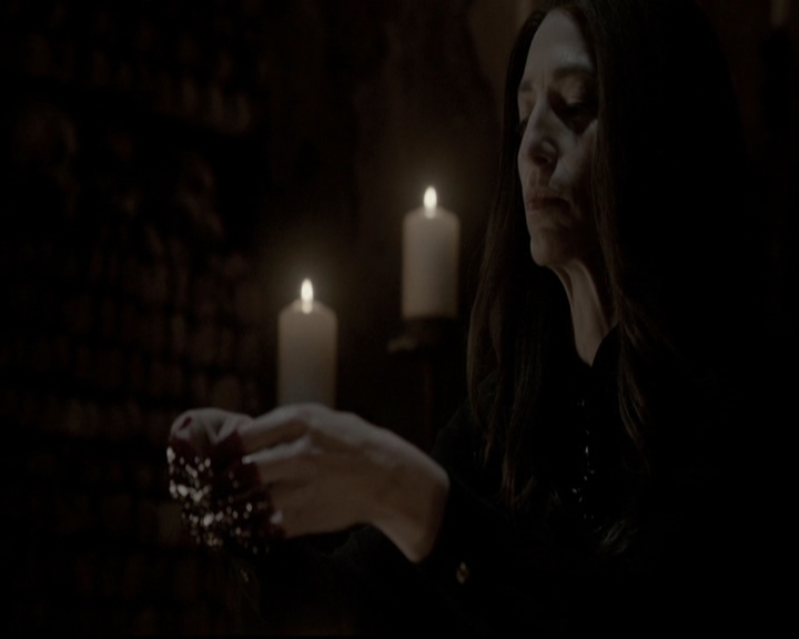 VampireDiariesWorld_dot_nl-TheOriginals_2x20CityBeneathTheSea0049.jpg