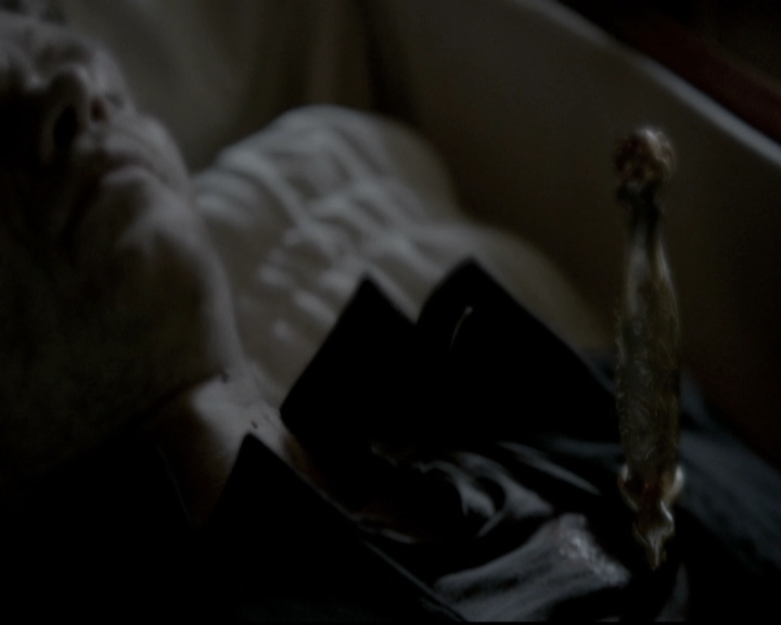 VampireDiariesWorld_dot_nl-TheOriginals_2x20CityBeneathTheSea0052.jpg