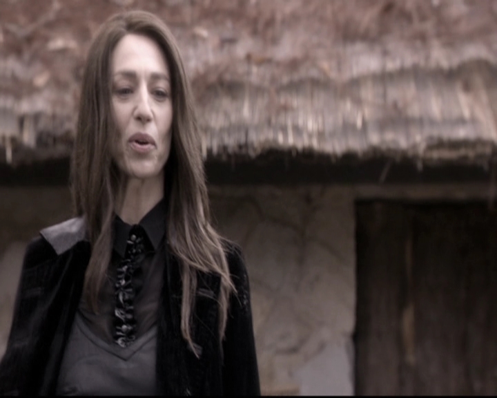 VampireDiariesWorld_dot_nl-TheOriginals_2x20CityBeneathTheSea0074.jpg