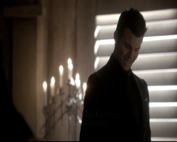 VampireDiariesWorld_dot_nl-TheOriginals_2x20CityBeneathTheSea0238.jpg