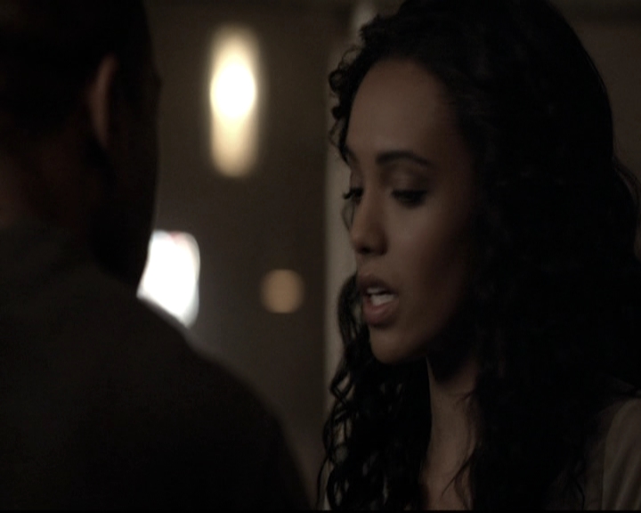 VampireDiariesWorld_dot_nl-TheOriginals_2x20CityBeneathTheSea0314.jpg VampireDiariesWorld_dot_nl-TheOriginals_2x20CityBeneathTheSea0314.jpg