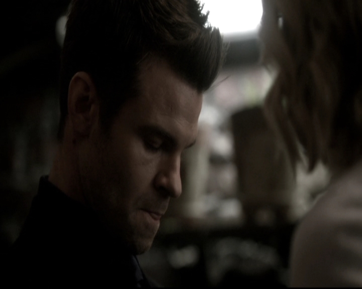VampireDiariesWorld_dot_nl-TheOriginals_2x20CityBeneathTheSea0428.jpg