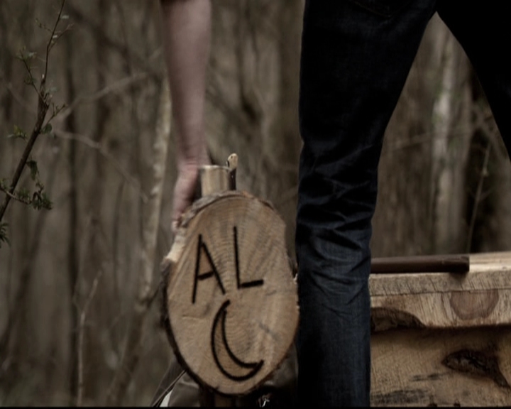 VampireDiariesWorld_dot_nl-TheOriginals_2x20CityBeneathTheSea0502.jpg