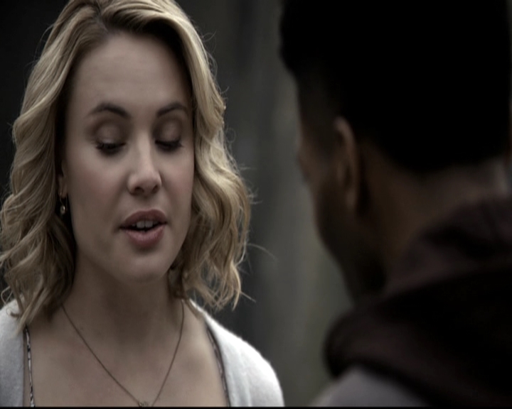VampireDiariesWorld_dot_nl-TheOriginals_2x20CityBeneathTheSea1303.jpg