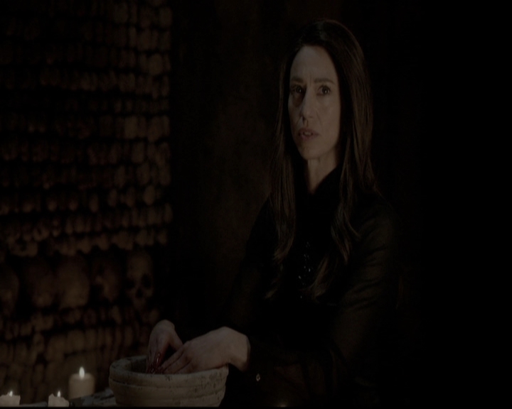 VampireDiariesWorld_dot_nl-TheOriginals_2x20CityBeneathTheSea2207.jpg