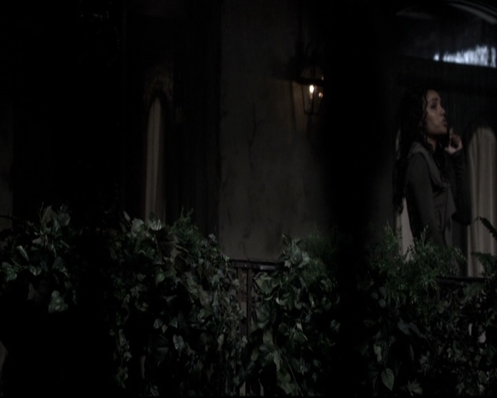 VampireDiariesWorld_dot_nl-TheOriginals_2x21FireWithFire0395.jpg
