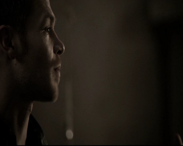 VampireDiariesWorld_dot_nl-TheOriginals_2x21FireWithFire0503.jpg