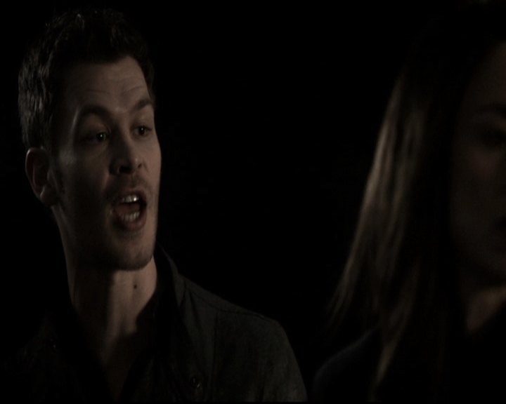 VampireDiariesWorld_dot_nl-TheOriginals_2x21FireWithFire0508.jpg