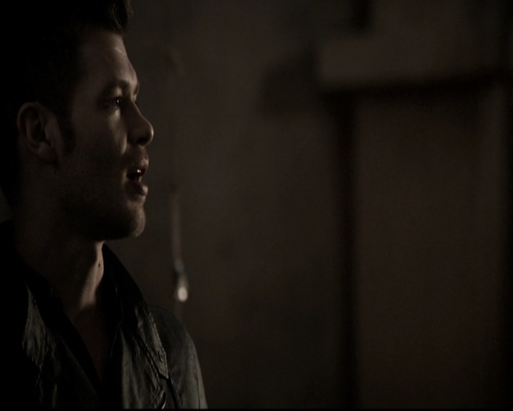VampireDiariesWorld_dot_nl-TheOriginals_2x21FireWithFire0513.jpg