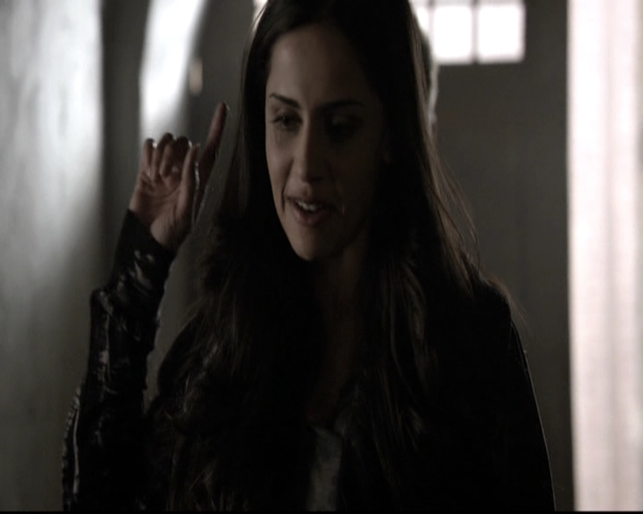 VampireDiariesWorld_dot_nl-TheOriginals_2x21FireWithFire0616.jpg