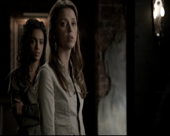 VampireDiariesWorld_dot_nl-TheOriginals_2x21FireWithFire0718.jpg