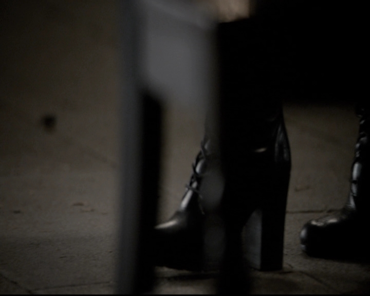 VampireDiariesWorld_dot_nl-TheOriginals_2x21FireWithFire1204.jpg