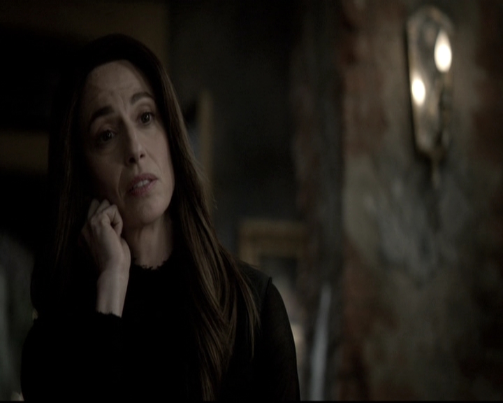 VampireDiariesWorld_dot_nl-TheOriginals_2x21FireWithFire1322.jpg VampireDiariesWorld_dot_nl-TheOriginals_2x21FireWithFire1322.jpg