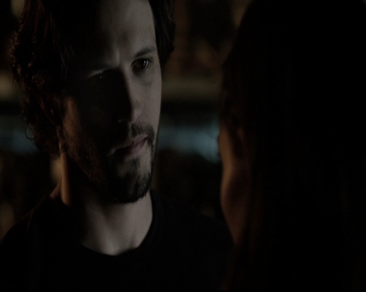VampireDiariesWorld_dot_nl-TheOriginals_2x21FireWithFire1604.jpg VampireDiariesWorld_dot_nl-TheOriginals_2x21FireWithFire1604.jpg