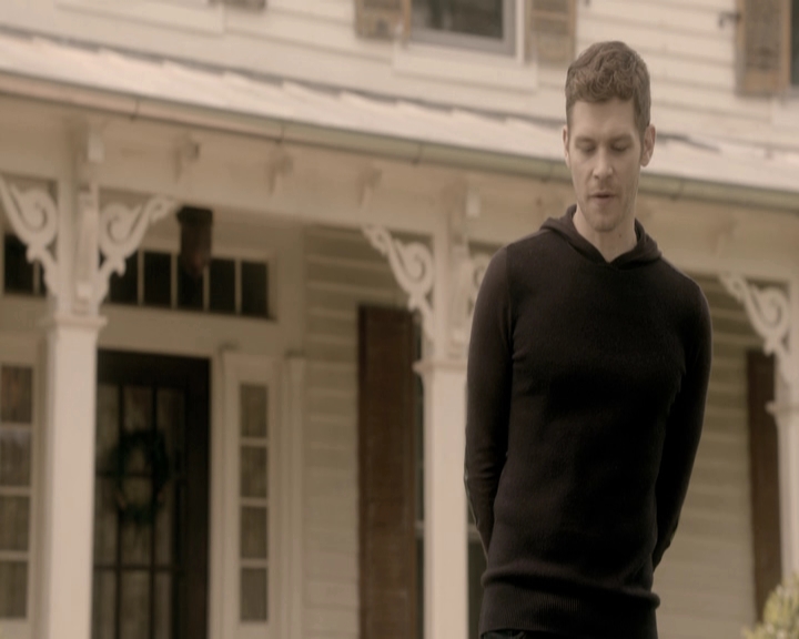 VampireDiariesWorld-dot-nl_TheOriginals-2x22AshesToAshes-DeletedScenes0013.jpg