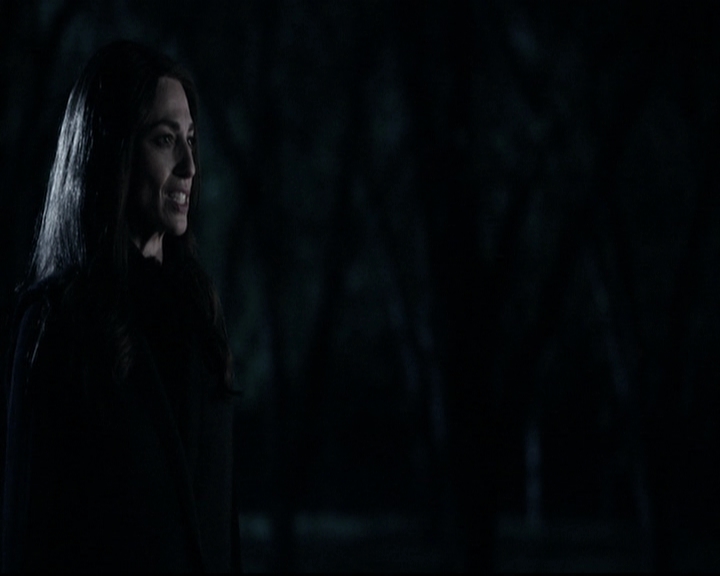 VampireDiariesWorld_dot_nl-TheOriginals_2x22AshesToAshes0021.jpg