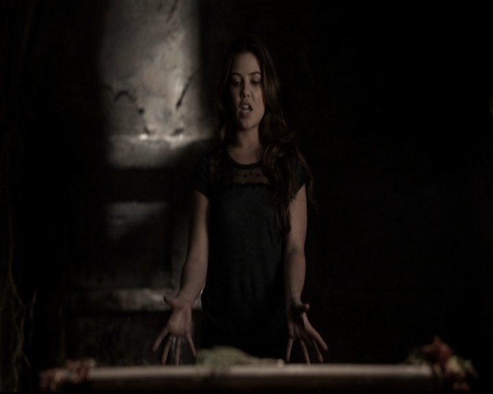 VampireDiariesWorld_dot_nl-TheOriginals_2x22AshesToAshes0817.jpg