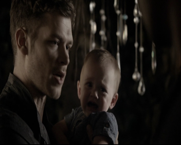 VampireDiariesWorld_dot_nl-TheOriginals_2x22AshesToAshes1005.jpg VampireDiariesWorld_dot_nl-TheOriginals_2x22AshesToAshes1005.jpg