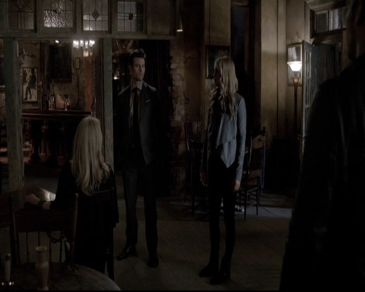 VampireDiariesWorld_dot_nl-TheOriginals_2x22AshesToAshes1212.jpg VampireDiariesWorld_dot_nl-TheOriginals_2x22AshesToAshes1212.jpg
