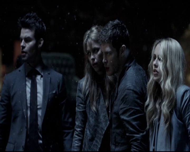 VampireDiariesWorld_dot_nl-TheOriginals_2x22AshesToAshes1795.jpg